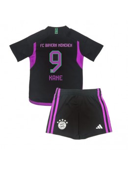 Otroški Nogometna dresi replika Bayern Munich Harry Kane #9 Gostujoči 2023-24 Kratek rokav (+ hlače)